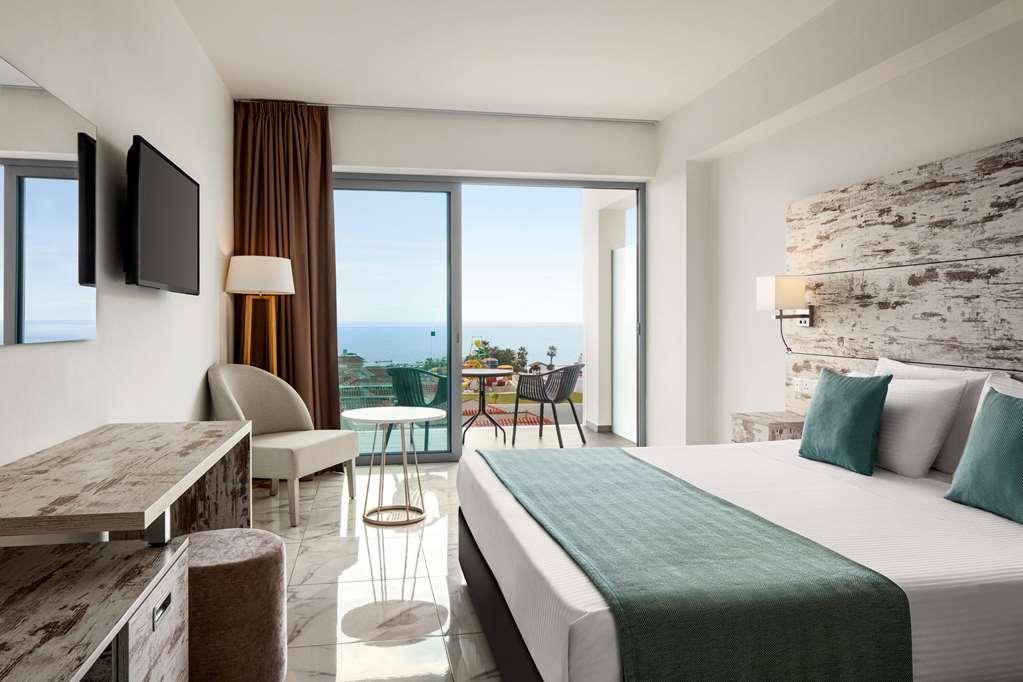 Ramada Hotel & Suites By Wyndham ไอยานาปา ห้อง รูปภาพ